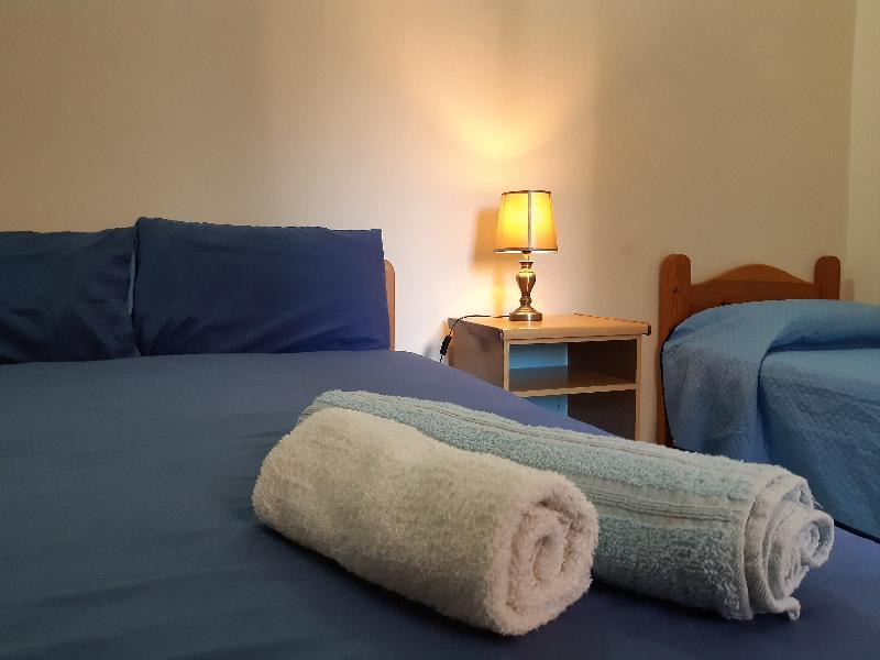 Tarona Guesthouse Сейнт Полс Бей Екстериор снимка