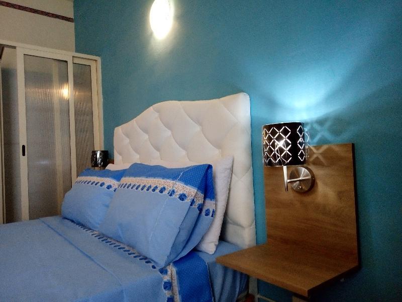 Tarona Guesthouse Сейнт Полс Бей Екстериор снимка